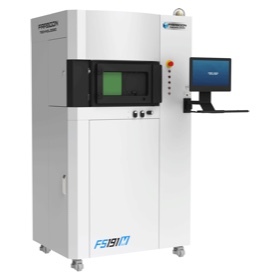 Impressora 3D de metal Farsoon FS191M, de gabinete branco com monitor lateral